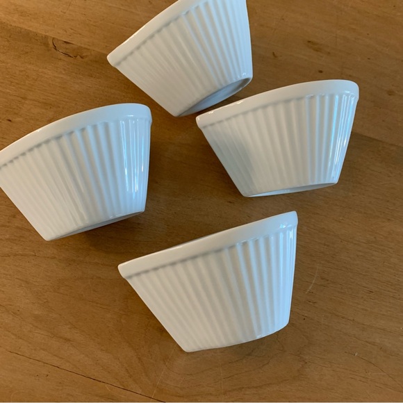 Tear Drop White Ramekin Dishes - set of 4 - Picture 4 of 12